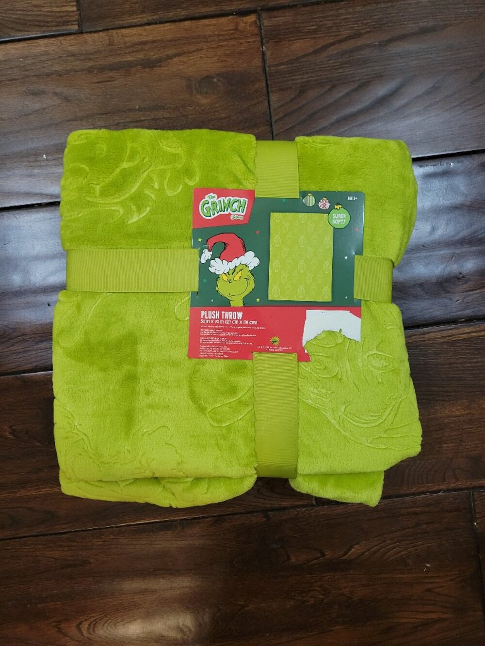 NWT Grinch Plush Throw